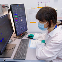 Xia Liu in the lab