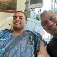 Adiel Nájera and his father take a selfie together during his hospitalization.