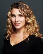 Hilary Rieger Headshot