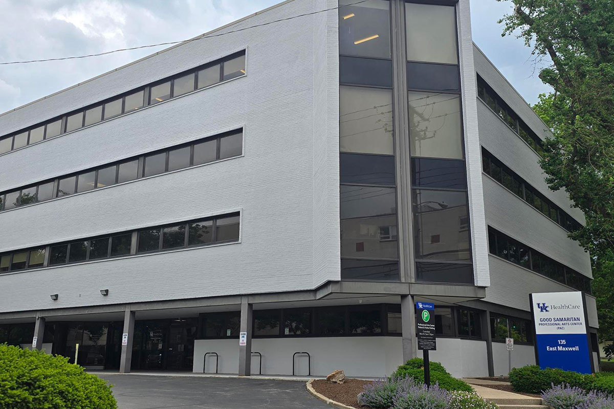 Exterior of Good Samaritan Professional Arts Center